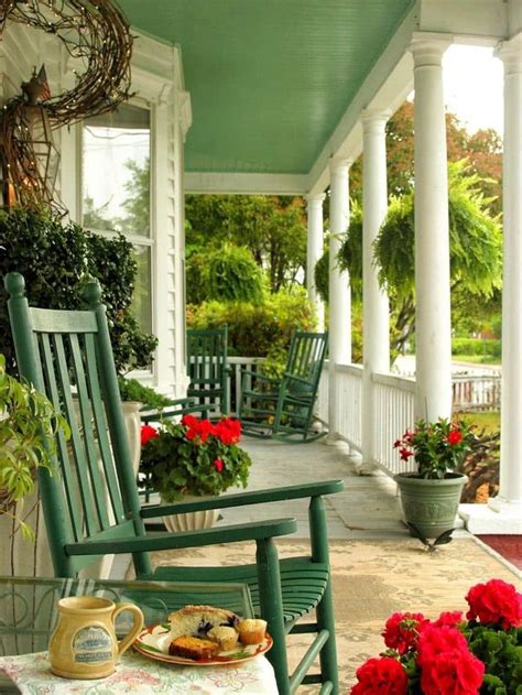 7 Beautiful Porch Color Ideas For Your Home Entryway Art Of The Home