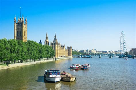 The Best Time To Visit London According To Travel Experts