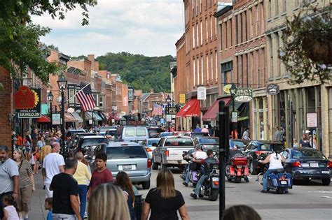 Spend A Fun Day Shopping Galena Ils Historic Main Street