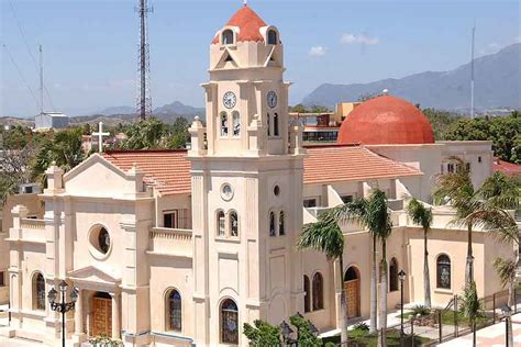 Bani República Dominicana Dunas Salinas Catedral Centro Cultural Perello