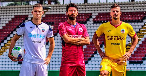 Das ist der spielbericht zur begegnung as cittadella gegen fc crotone am 26.08.2018 im wettbewerb serie b. AS Cittadella Mizuno Kits 2019-20 - Todo Sobre Camisetas