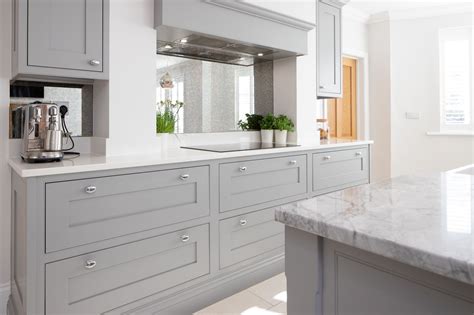 Light grey kitchen with white quartz worktops suffolk. Grey shaker kitchen | Grey shaker kitchen, Open plan ...
