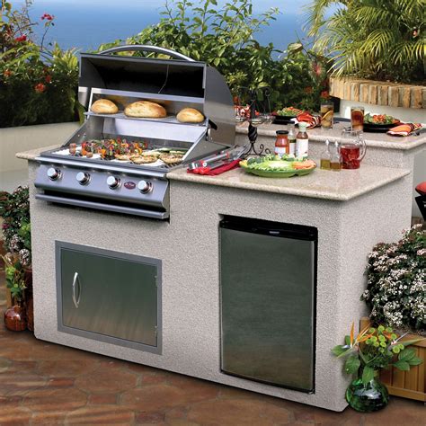 Cal Flame 6 Ft Stucco Grill Island With Granite Top And 4 Burner Gas