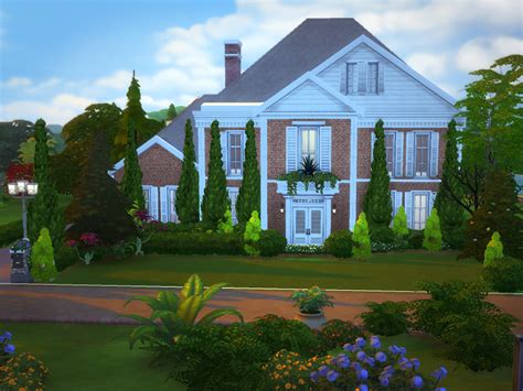 It has four bedrooms (one is a master bedroom), four bathrooms, two cars garage and an amazing backyard. melcastro91's Brickfort Mansion - NO CC!