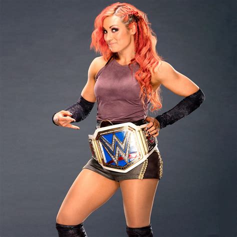 Becky Lynch Shows Off Her Smackdown Women S Championship Photos Wwe