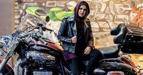 Hijab Biker Inspiring Story Of Roshni Misbah Is For Every Woman Who Wants To Live Life On Her