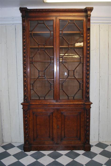 Plus, we can offer a dismantle and delivery service from our recommended professional kitchen fitters on request, meaning that you can get your dream kitchen delivered hassle free. Antique Irish 19th century Pollard Oak Library Bookcase / shelves / cabinet For Sale at 1stdibs