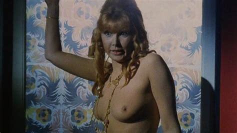 Brigitte Skay Nuda ~30 Anni In Four Times That Night