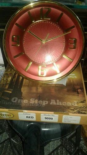 Orpat And Quartz White And Fancy Wall Clock At Rs 220 In Gorakhpur Id