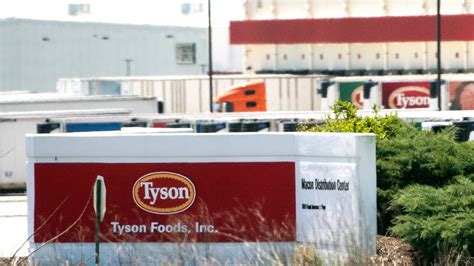Tyson Meat Plant In Iowa 58 Of Workers Have Covid 19 Kansas City Star
