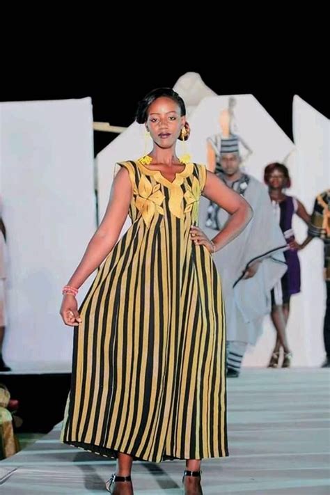 Robe Jaune Et Noire Brodée En Faso Danfani Latest African Fashion