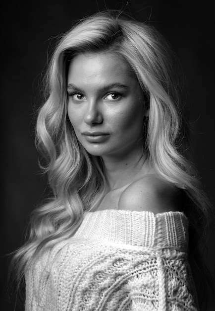 Premium Photo Blonde Studio Portrait Of A Young Girl