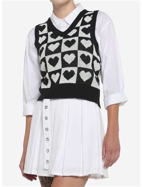 Black And White Checkered Heart Girls Crop Sweater Vest Hot Topic