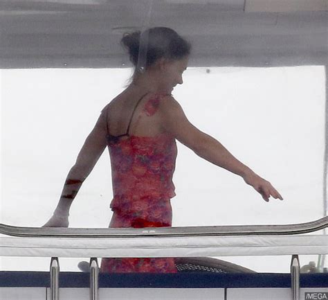 Katie Holmes Strips Down To Bikini On Yacht Vacation With Jamie Foxx