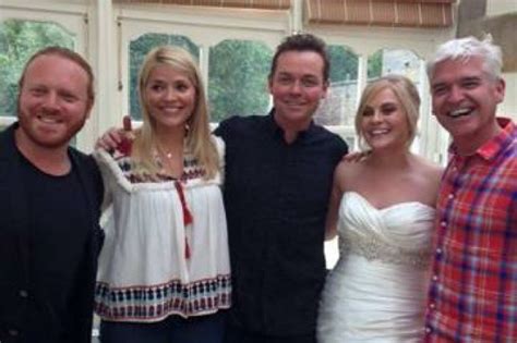 Ant And Decs Wedding Famous Guests Surprise Couple At Same Venue