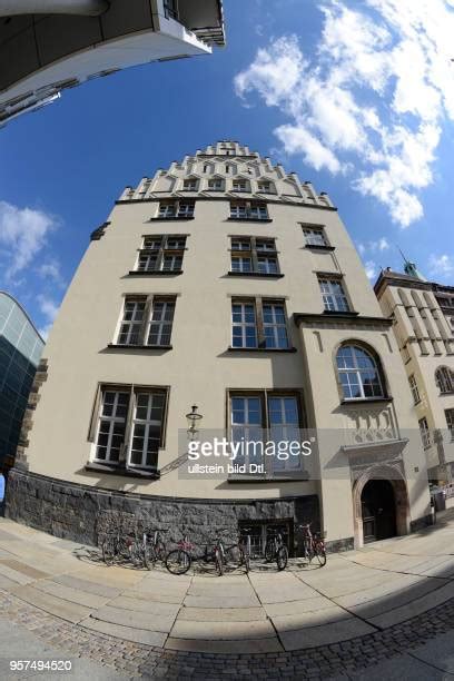 Neues Deutschland Photos And Premium High Res Pictures Getty Images
