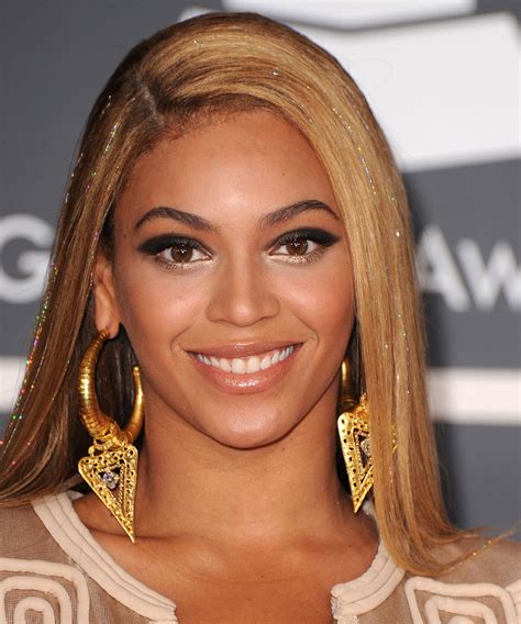 Bobs Braids And Bangs A Look Back At Beyoncés Best Hair