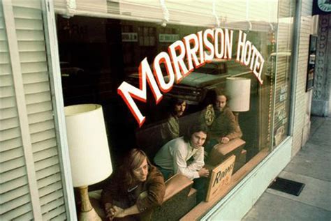 Jim Morrison Η τοποθεσια που τραβηχθηκαν οι φωτογραφιες για το αλμπουμ
