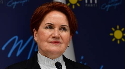 Sedat bey, halk sizi destekliyorken, ss'nun bot hesaplarla kendini aklamayacağını söyleyin ona. Meral Akşener'den Sedat Peker'in açıklamalarıyla ilgili ...