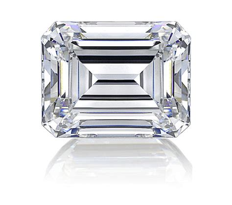 Emerald Cut Diamond Glamorous And Star Studded