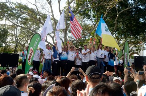 Employers should be aware of the penang public holiday to better manage business expectations and staffing requirements to. Fun walk draws huge crowd | Buletin Mutiara