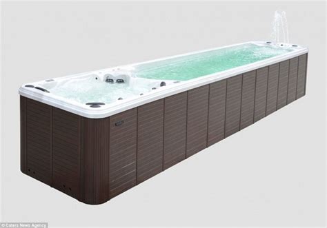 Small bathtubs can be used to help free up space in larger bathrooms. The world's biggest hot tub is 12 metres long and so big ...