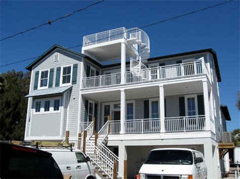 See more ideas about modern house plans, house plans, house. 2 storey house with roof deck | Deck design and Ideas