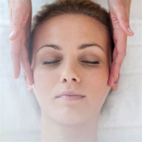 The Benefits Of Facial Massage And Facial Exercises For Your Complexion