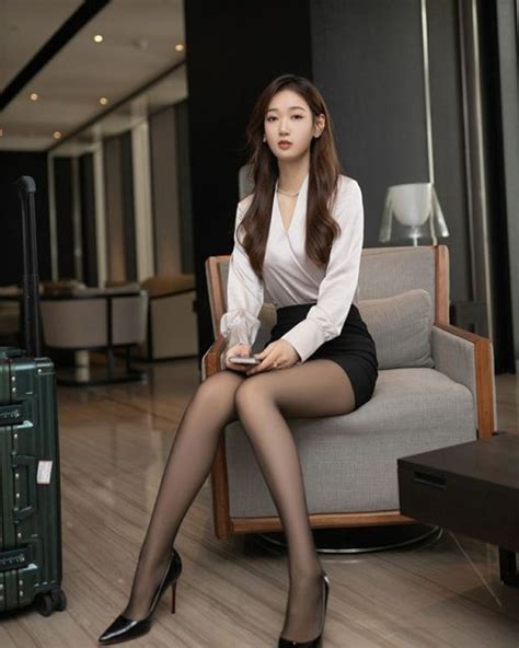 Beauty Leg Asian Beauty Business Outfits Stockings Mini Skirts