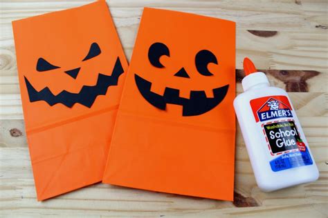 Spooky Diy Halloween Treat Bags Craft Extreme Couponing Mom