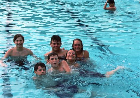 8th Grade Pool Party East Ridge Class 1998 8th Grade Pool