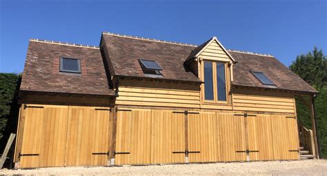 4 bay oak garage with accommodation above oak framed buildings timber frame building