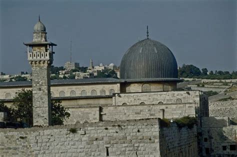 Jerusalem was built and destroyed many times. Al-Aqsa Mosque « See The Holy Land