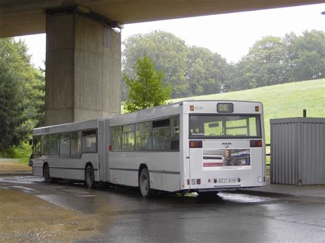 Betriebsbeginn um 22:38 und ende um 22:38. MAN NG 262 (Wagennummer 8230, Kfz-Kennzeichen D-ZT 8230 ...