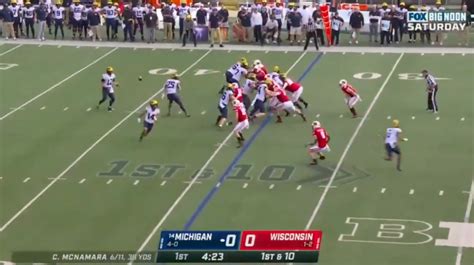 Michigan Takes Early Lead Over Wisconsin With Flea Flicker TD