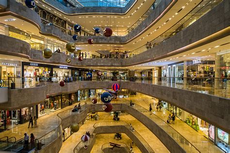 Go Digital, the new challenge of Shopping mall in China - Fashion China