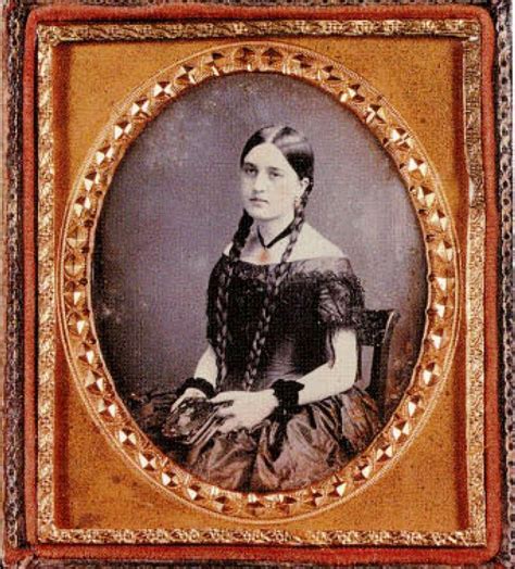 Victorian Prudes In 2023 Vintage Photography Women Antique Portraits