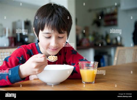 Children Eating Breakfast Hi Res Stock Photography And Images Alamy