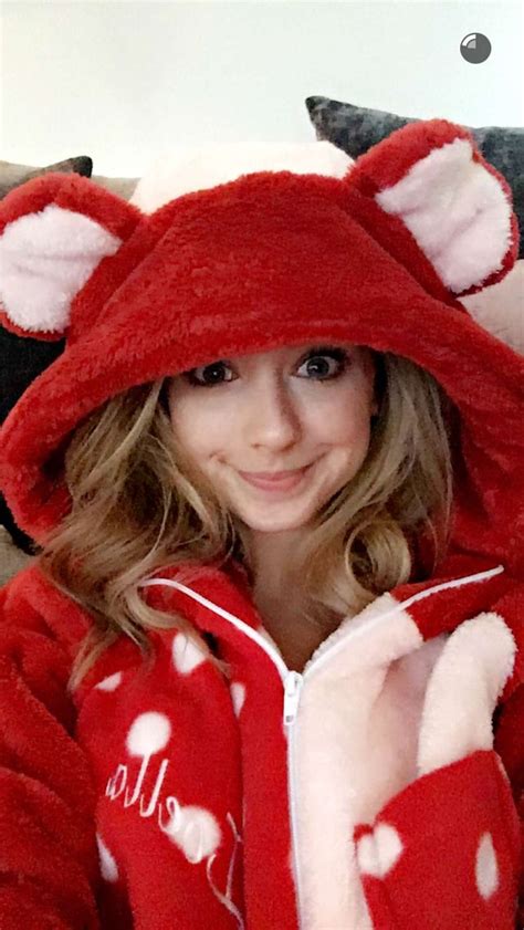 Snapchat Screenshot Zoë Sugg Officialzoella Zoe Sugg Zoella Cozy Outfit