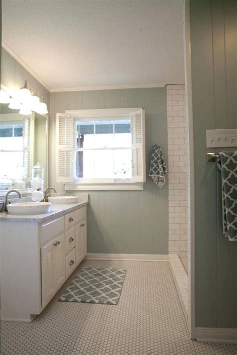 Fixer uppers bathroom flips upper chip. fixer upper bathroom photos - Google Search | Fixer upper ...