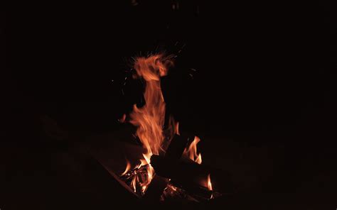 Download Wallpaper 3840x2400 Bonfire Fire Flame Sparks Dark