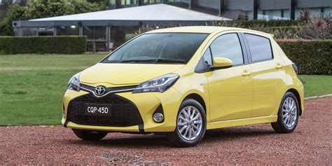 2015 Toyota Yaris Pricing And Specifications Photos Caradvice