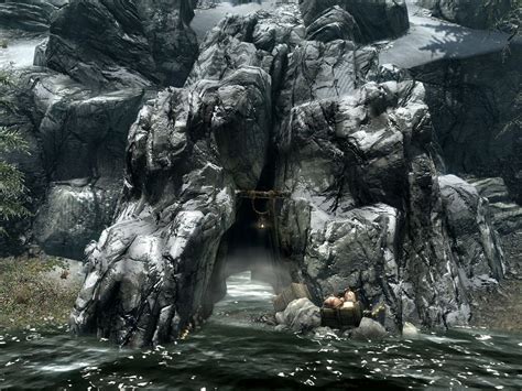 Skyrimstony Creek Cave The Unofficial Elder Scrolls Pages Uesp