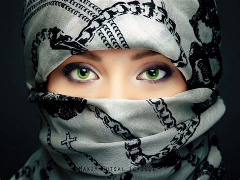 Oddfuttos When The Photos Speak Top 10 Most Beautiful Eyes Collection