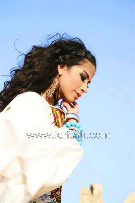 farfeshplus online موقع فرفش روبي مغنية وممثلة مصرية اثارت الجدل منذ بداية مسيرتها الفنية
