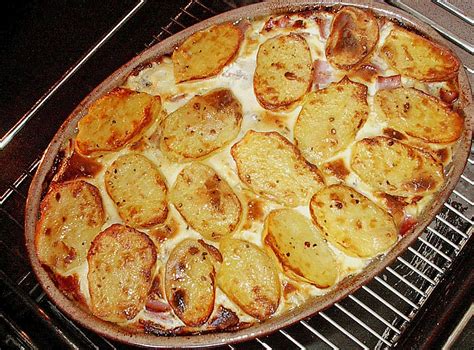 Spinatauflauf mit kartoffeln und getrockneten tomaten. Rosenkohlauflauf mit Kartoffeln und Schinken von ...