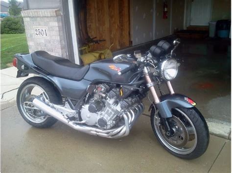 It has a few scratches here and there on the paint. 1981 Honda Cbx Custom | Honda cbx, Honda, Motorcycle