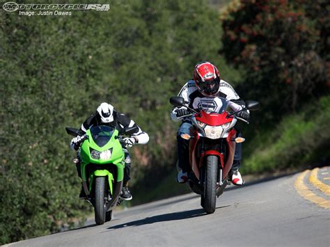 The cbr250r and the ninja 250r battle for supremacy! ninja 250 r: Kawasaki Ninja 250R