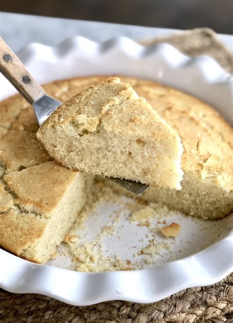 Looking for an easy homemade cornbread recipe? Easy Cornbread Recipe Using Self Rising Cornmeal ...