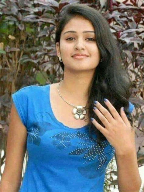 Pin By Brindra Rpwd On Nh 1000 Beauty Full Girl Indian Beauty Beautiful Girl Face